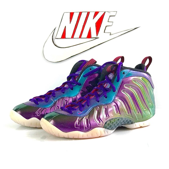 nike little posite one iridescent